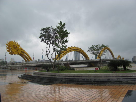 Мост Дракона в Дананге