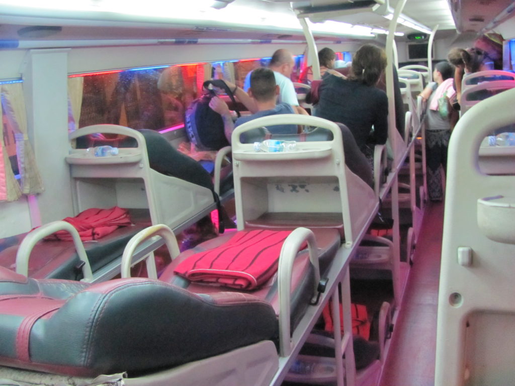 Спальный автобус Вьетнама